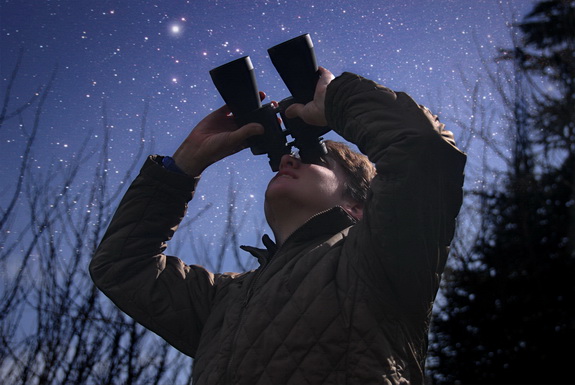 Best Astronomy Binoculars 2026: See Jupiter's Moons and Beyond